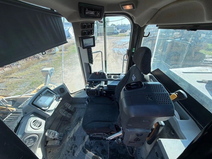 2018-caterpillar-980m-image-15