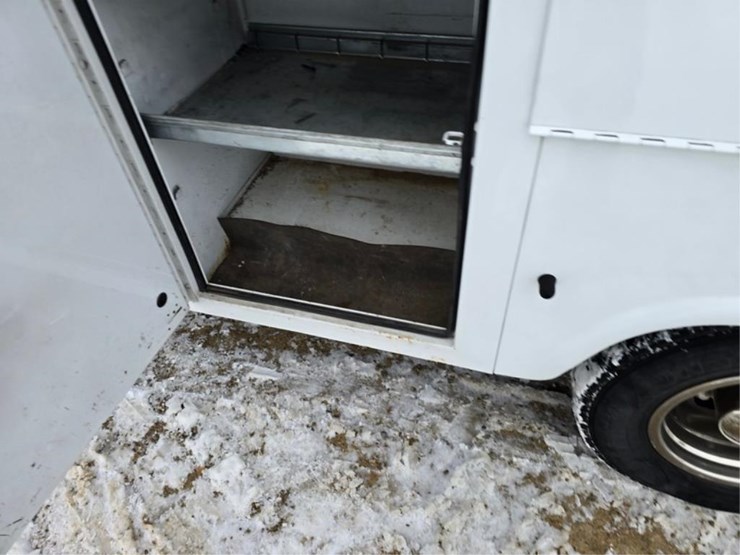 isuzu-npr-hd-image-14