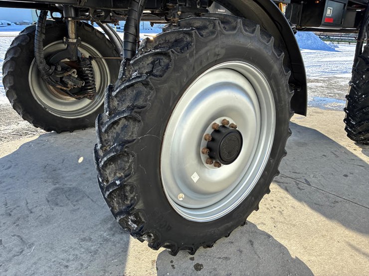 case-ih-patriot-3340-image-69