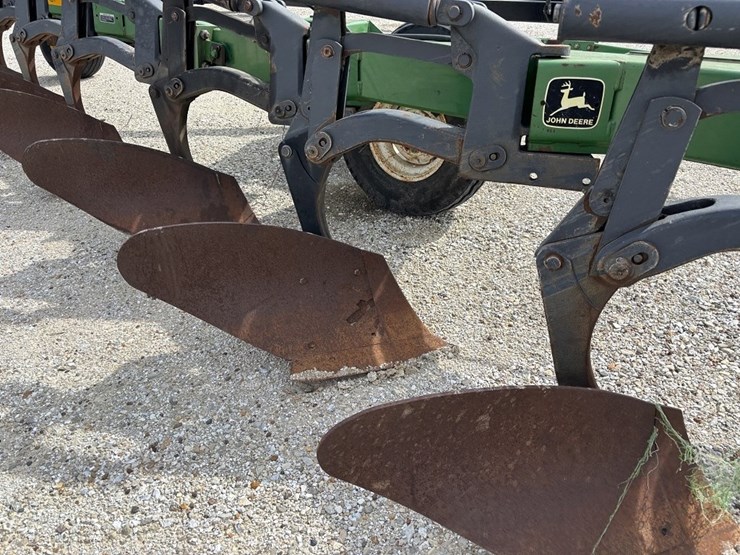 john-deere-3710-image-29