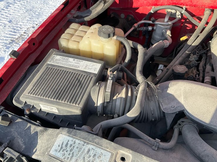 2005-chevrolet-k2500-image-44