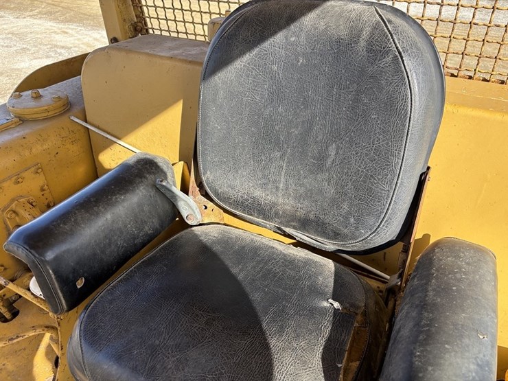 caterpillar-d7-image-42