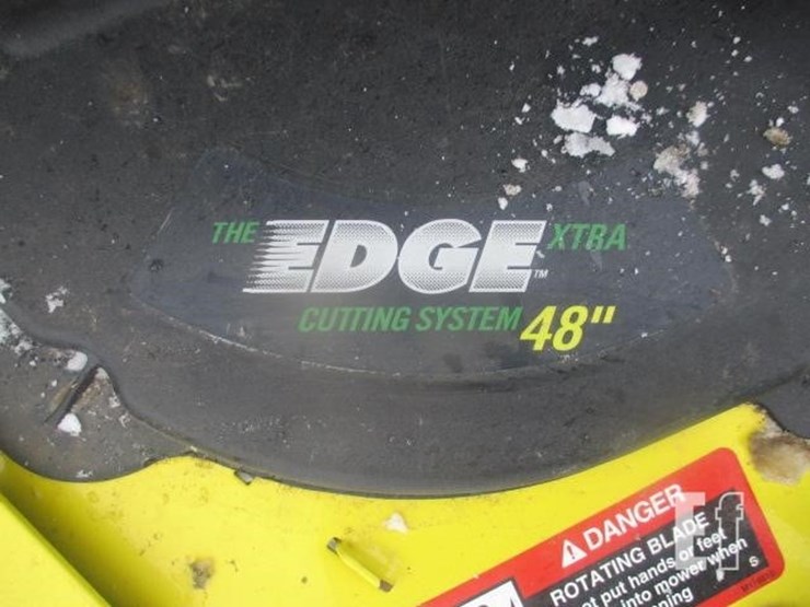 john-deere-x320-image-7