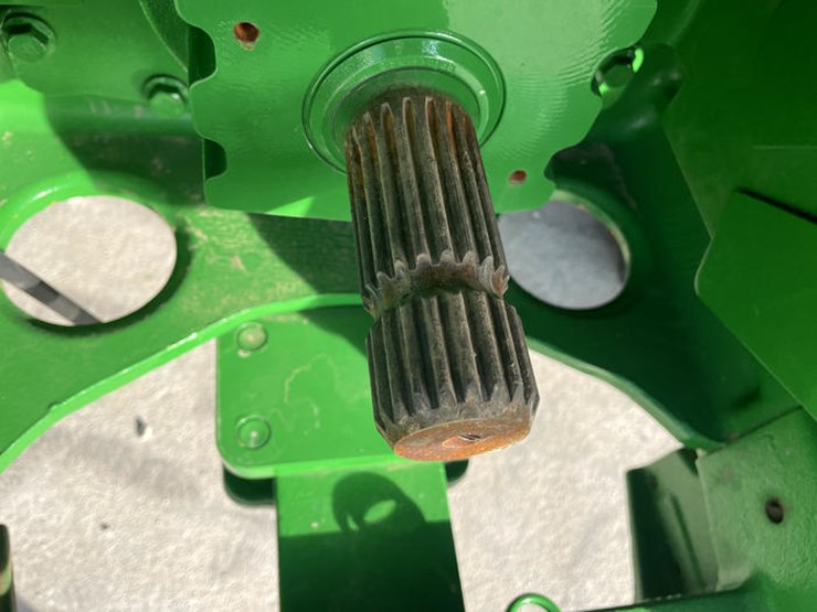 john-deere-8r-370-image-31