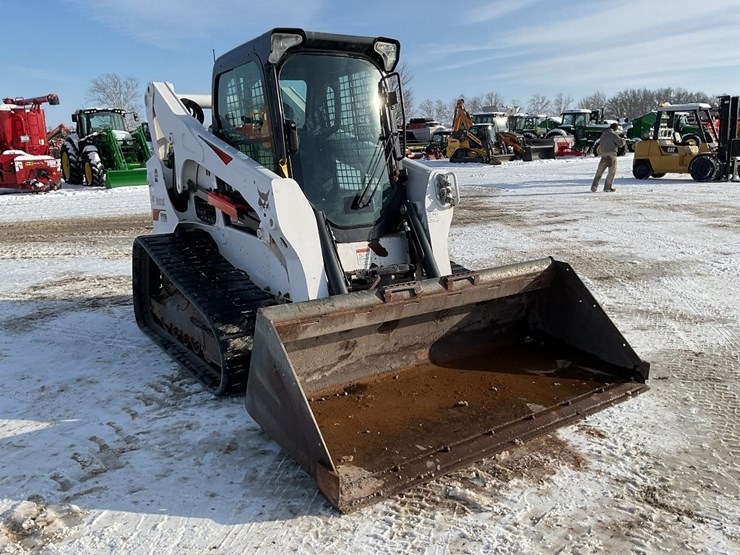 2022-bobcat-t770-image-7