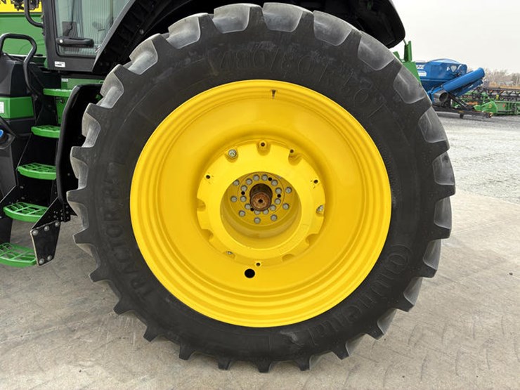 john-deere-8r-370-image-70