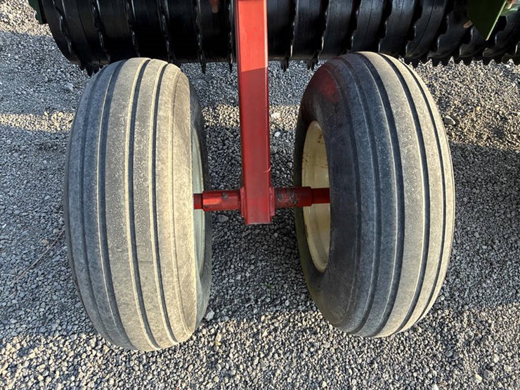 2002-brillion-x108-image-25