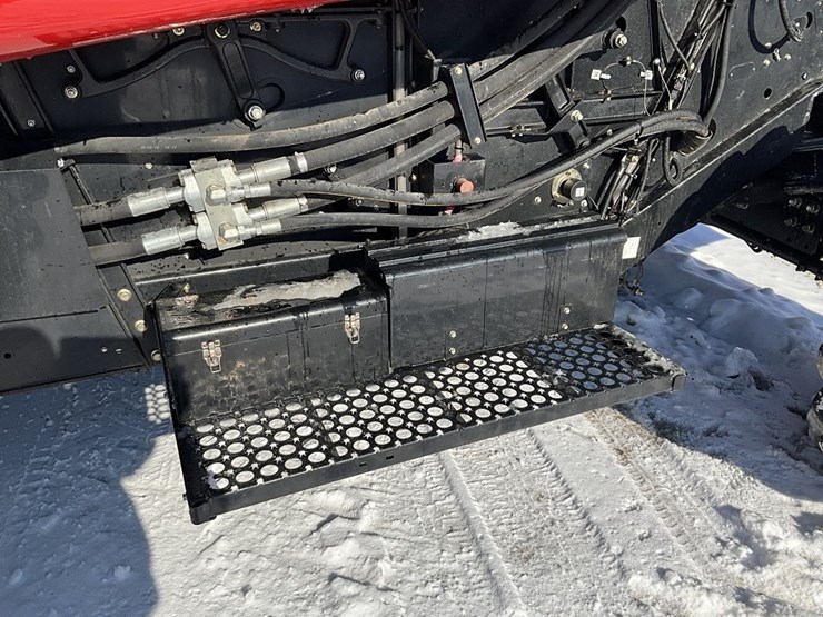case-ih-5130-image-11