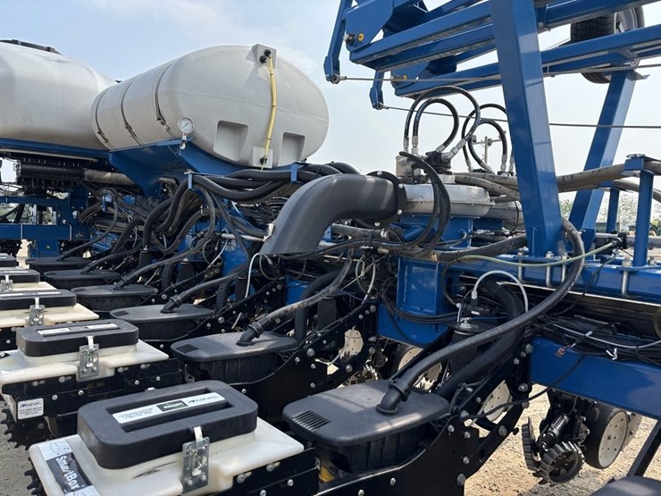 kinze-4900-image-22