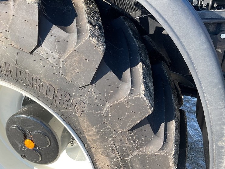 new-holland-t8.435-image-9