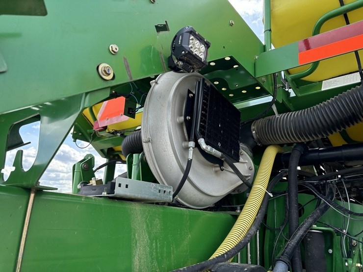 john-deere-1770nt-image-46