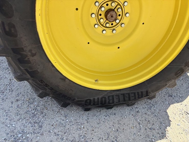 john-deere-7215r-image-19