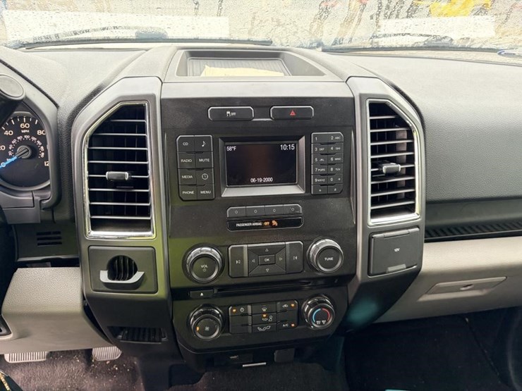 2016-ford-f150-image-14