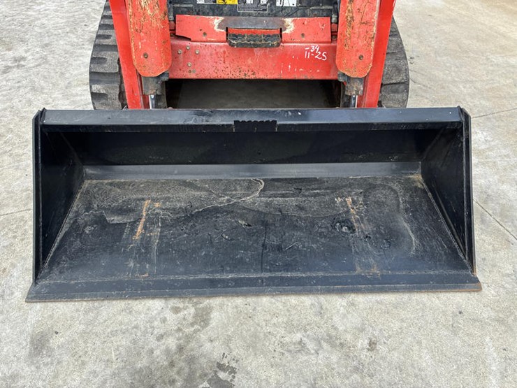 kubota-svl75-2-image-11