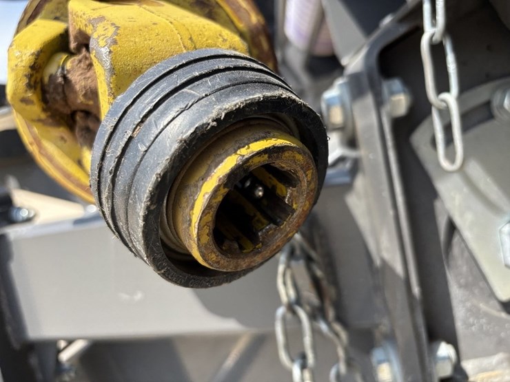 massey-ferguson-rb4180v-image-31