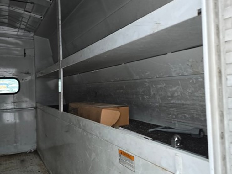 isuzu-npr-hd-image-6