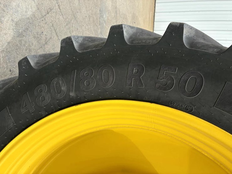 john-deere-8r-370-image-61