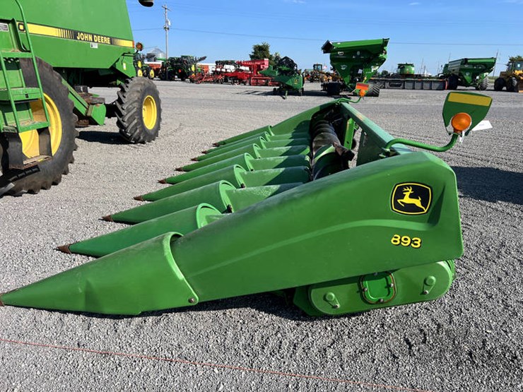 john-deere-893-image-1