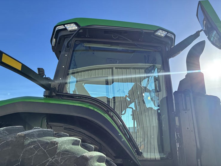 john-deere-8r-370-image-23