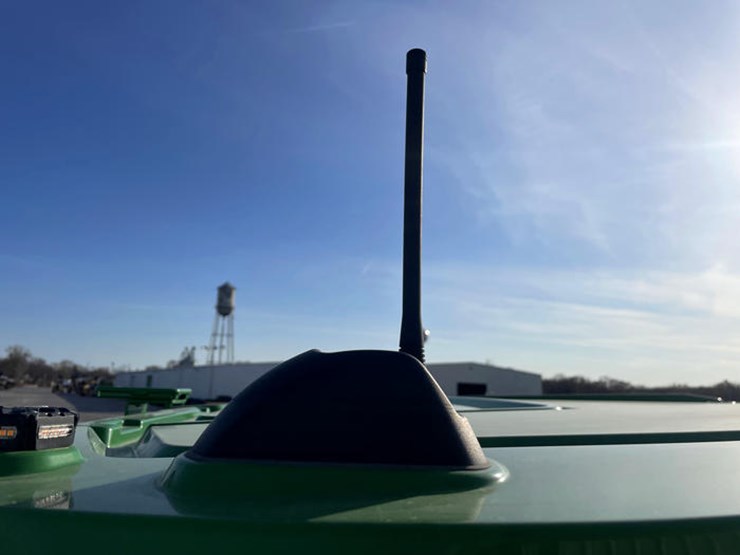 john-deere-8r-370-image-76