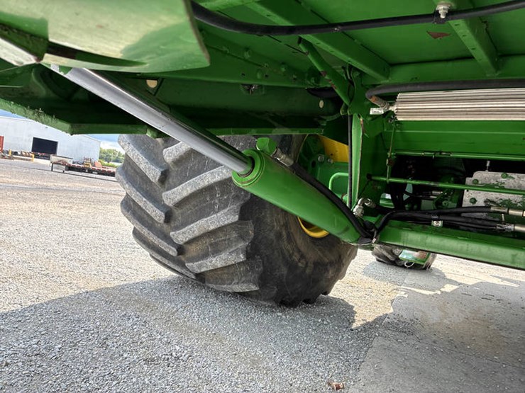 john-deere-s680-image-19