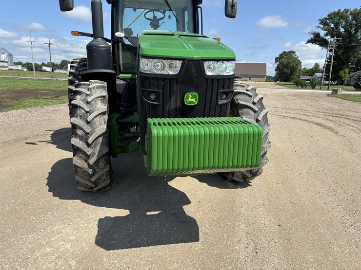 john-deere-8335r-image-9