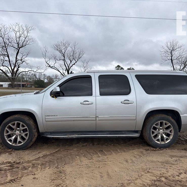 GMC YUKON XL DENALI