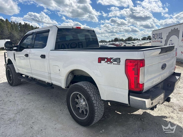 2018-ford-f250-image-4