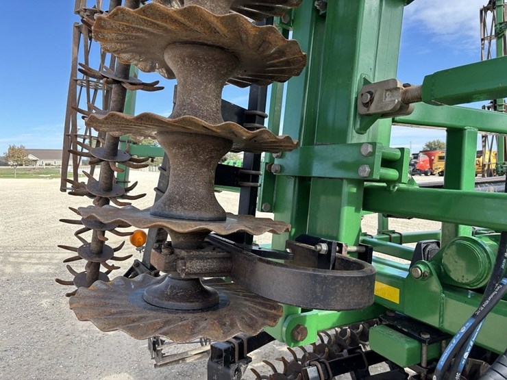 great-plains-4000tm-image-25