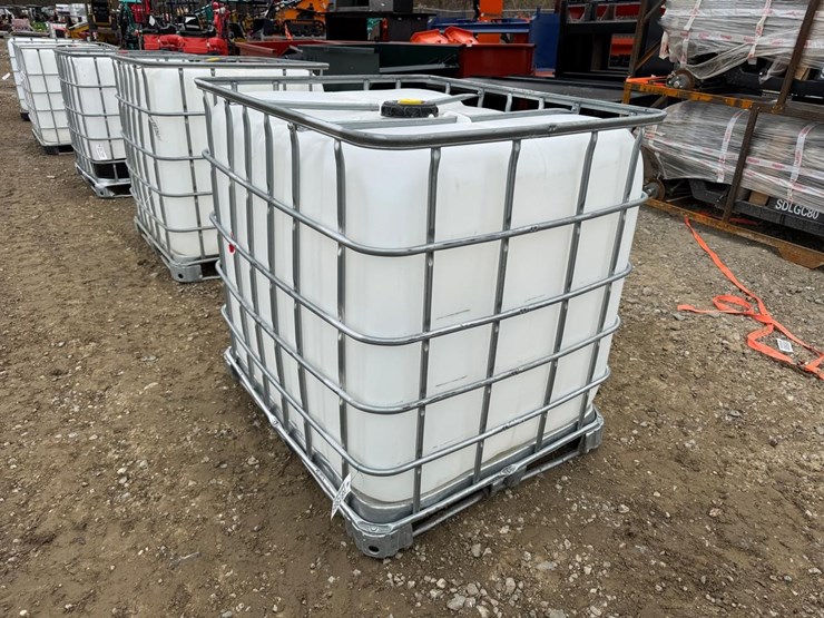 water-tank-tote-image-2