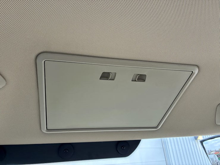 john-deere-8r-370-image-78