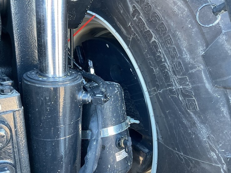 new-holland-t8.435-image-29