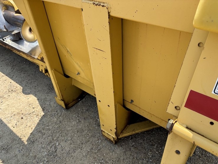 new-holland-996-image-18