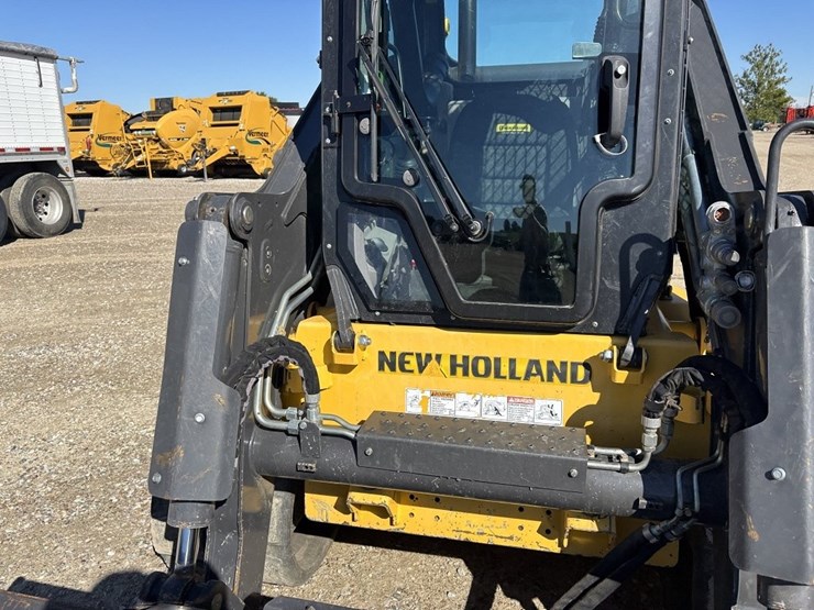 new-holland-c362-image-27