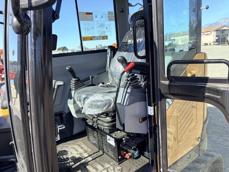 2023-sany-sy80u-image-16