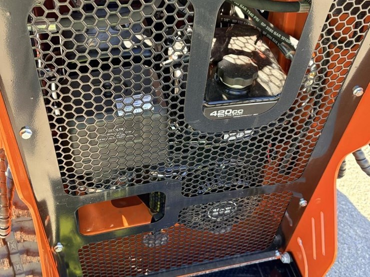 2025-sdlool-sl36-skid-steer-image-9