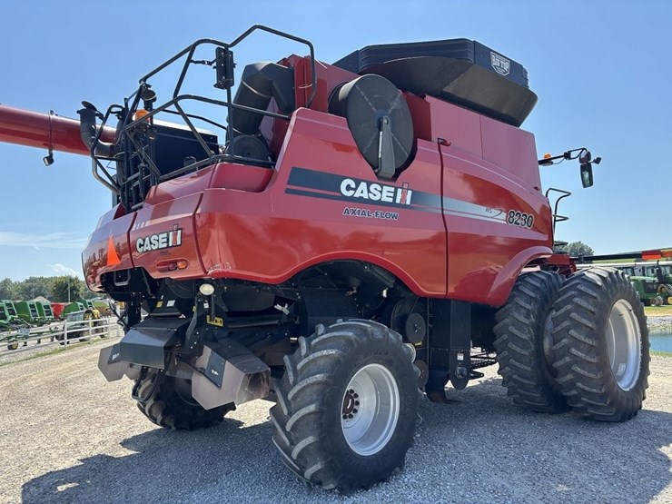 case-ih-8230-image-12