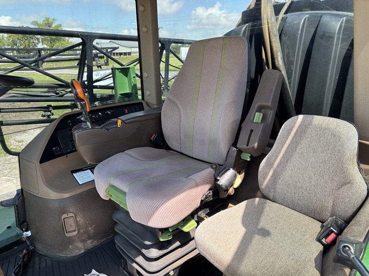 john-deere-4720-image-56