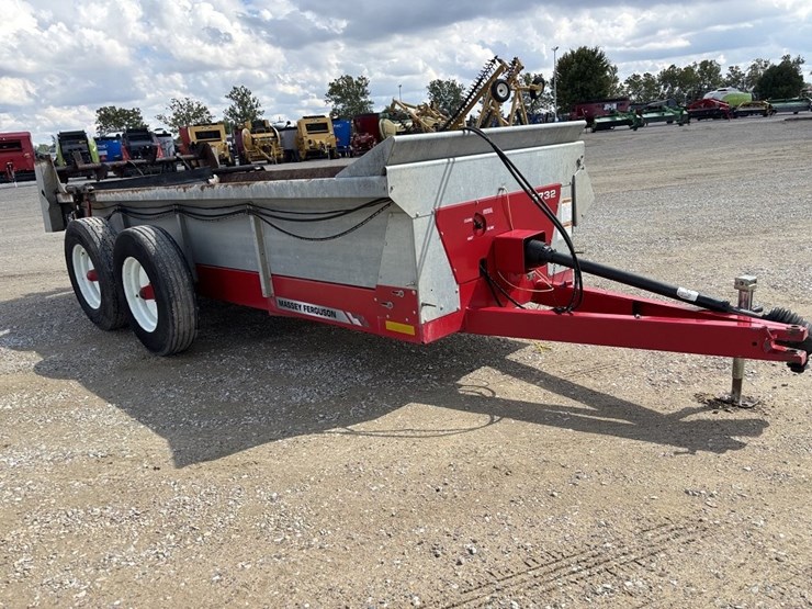 massey-ferguson-3732-image-7