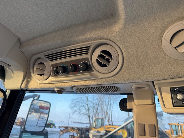 2019-john-deere-r-image-20