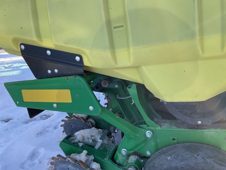 john-deere-1785-image-15
