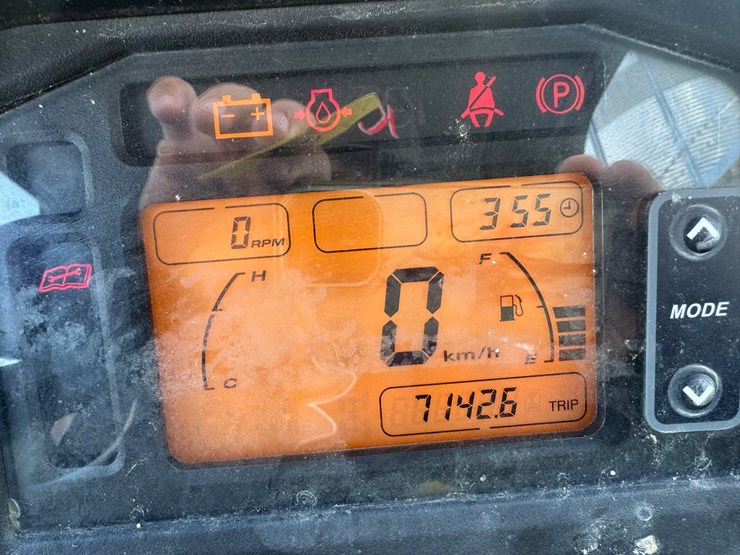 2014-john-deere-gator-image-7