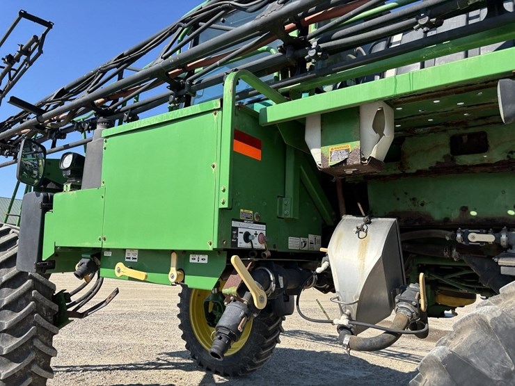 john-deere-4730-image-33