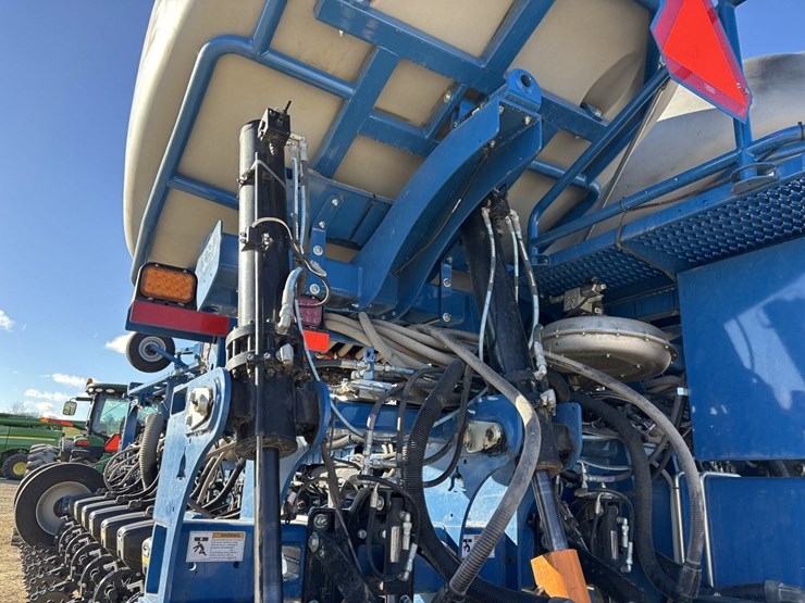 2024-kinze-5900-image-42