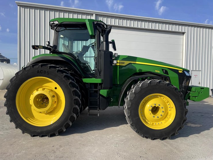 john-deere-8r-370-image-4