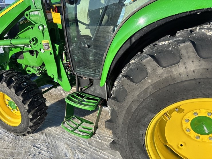 john-deere-4066r-image-28