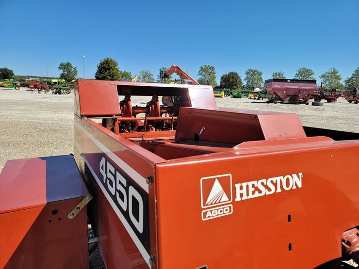 hesston-4550-image-9