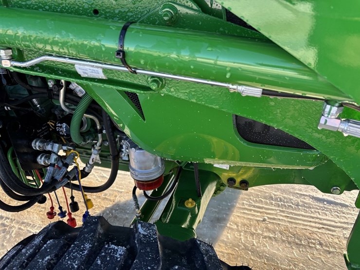 john-deere-4066r-image-15