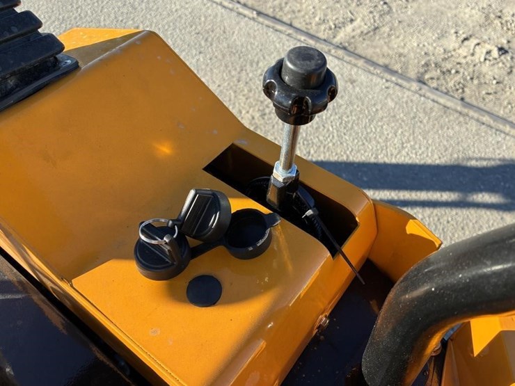 2025-vicsec-vc15-excavator-image-19