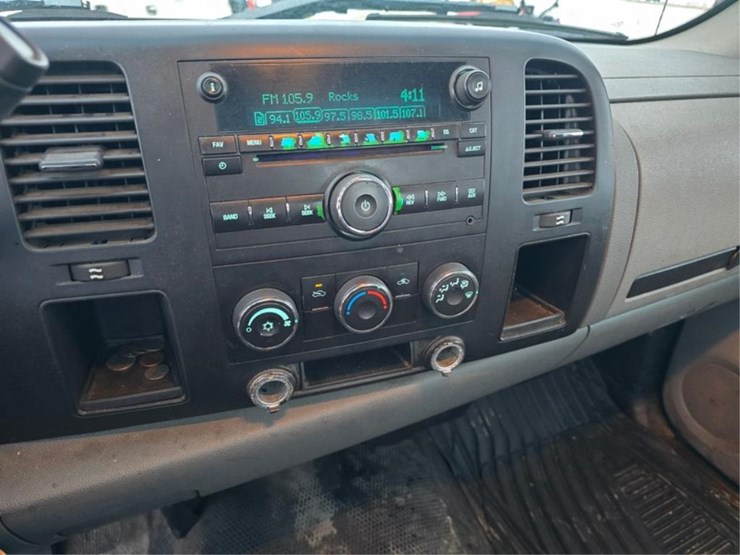 2008-chevrolet-2500-image-18